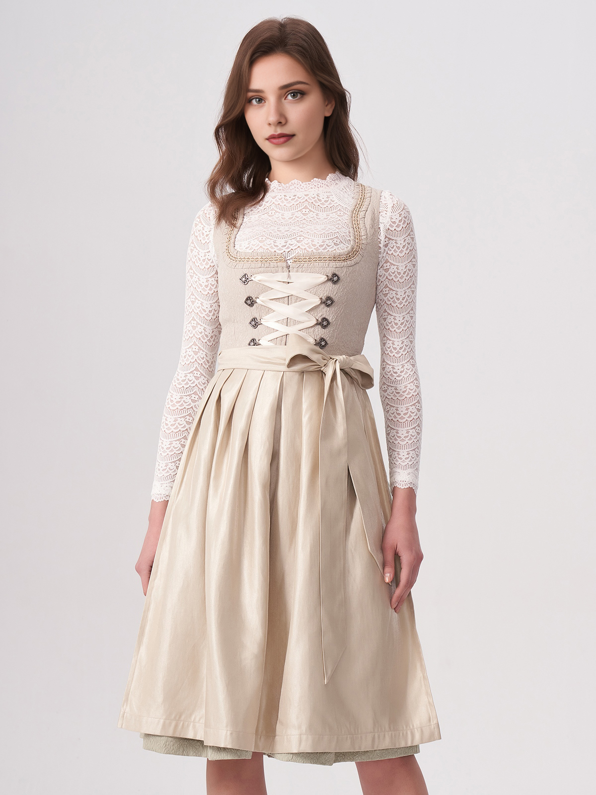Dirndl in Beige mit blauen Akzenten