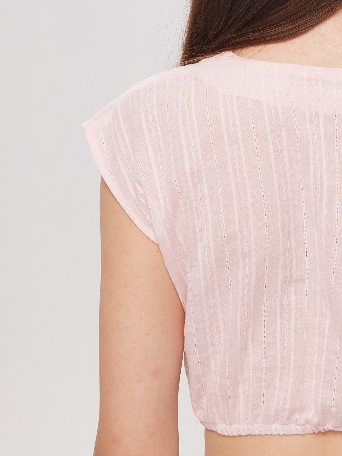 Dirndl in Rosa mit Ärmel