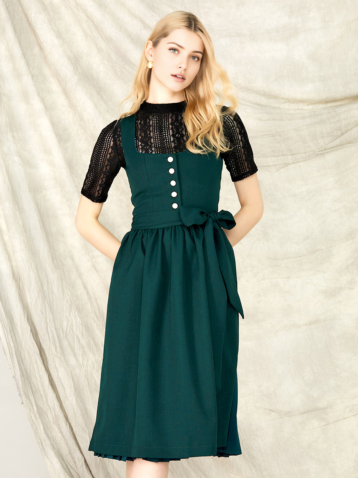 Dirndl in Grün
