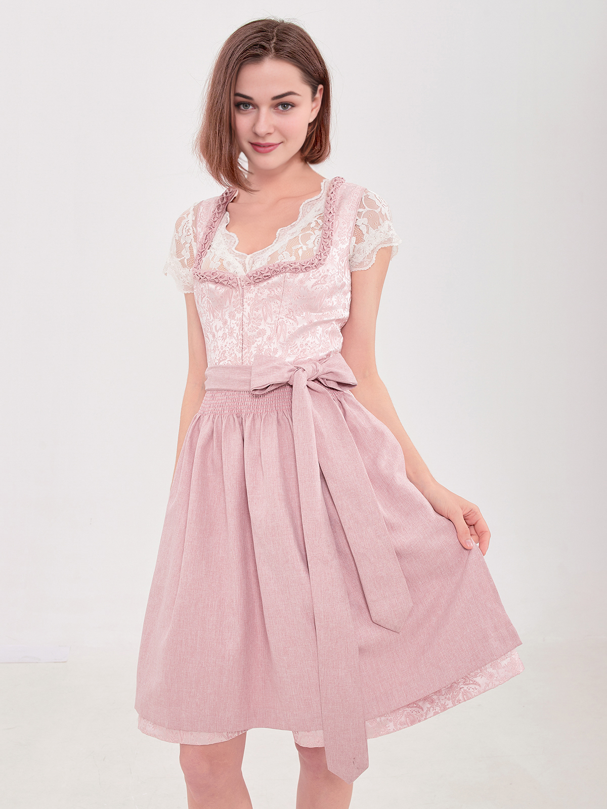 Samt Dirndl Rosa in eleganter Ausführung