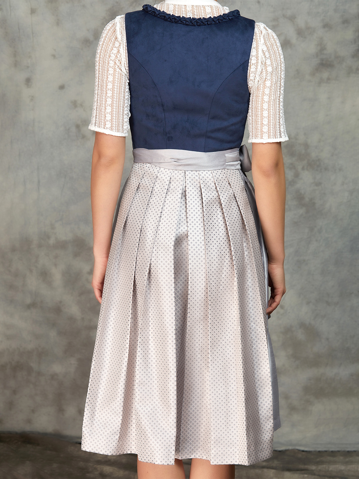 Dirndl in Blau – perfekt für festliche Anlässe