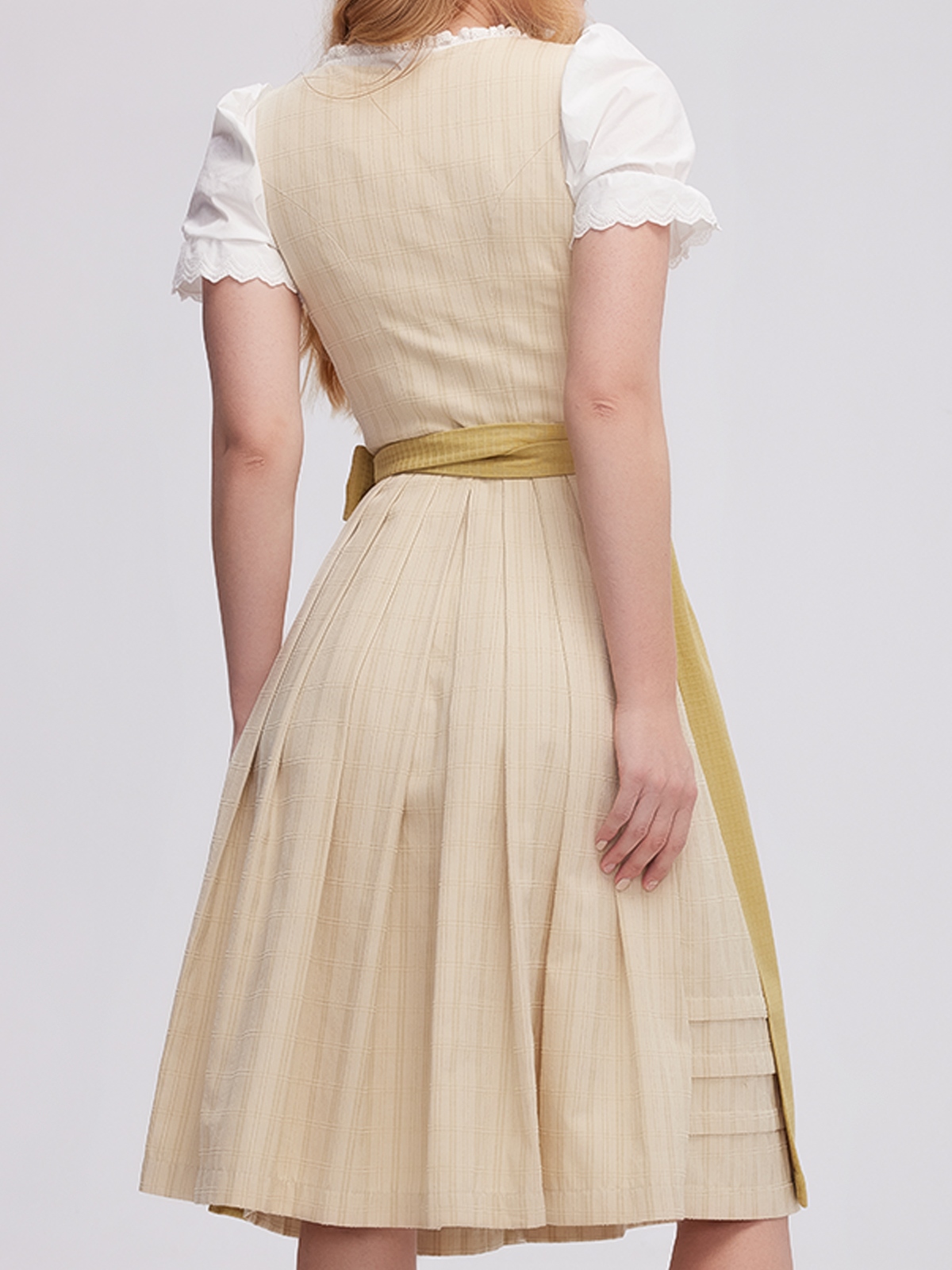 Dirndl in Grün